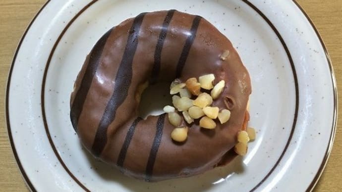 とっても大きな(初)スーパーソフト食パン(発芽玄米酵母種入り)いただきました~とファミマの菓子パン(^^)