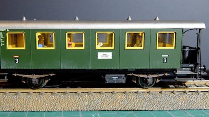 ローカル線用客車 LC (メルクリン26559)の車内照明の設置加工