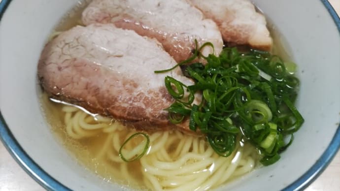 二日酔いの昼は