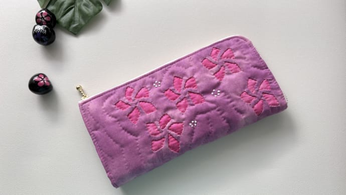 春を待つプルメリアのお財布