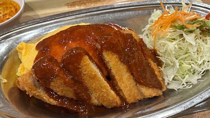 南条SAの「ボルガ食堂」のあとがけデミグラ ボルガライス!