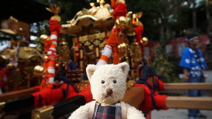 子供たちや学生たちも参加して賑わう「岡崎神社」の秋祭り。