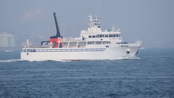 練習船 大島丸 関門海峡航行姿