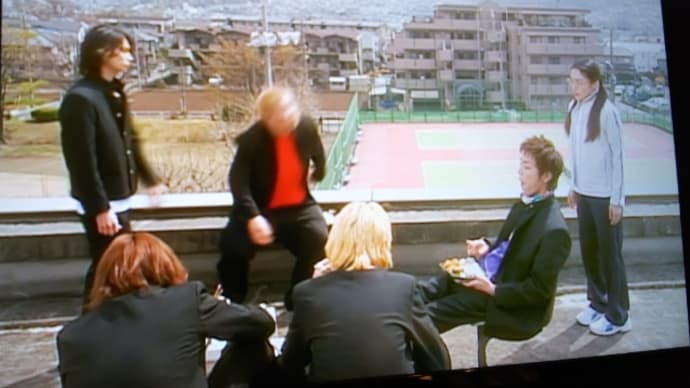 18年ぶりの ドラマ再放送 ごくせん、いいわぁ♪ 来週も楽しみです。
