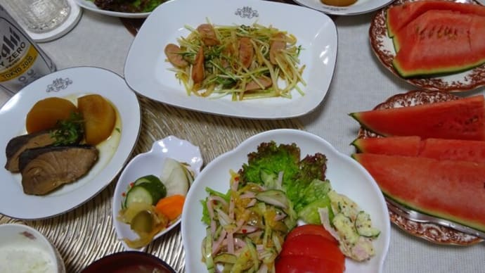ブリ大根で晩ご飯、姫まくら西瓜🍉と、新旧あるある!