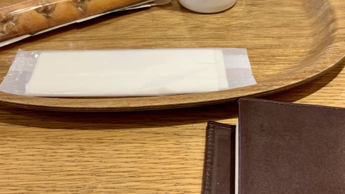 本屋さんのカフェで