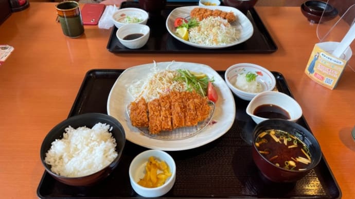 ランチと抜糸
