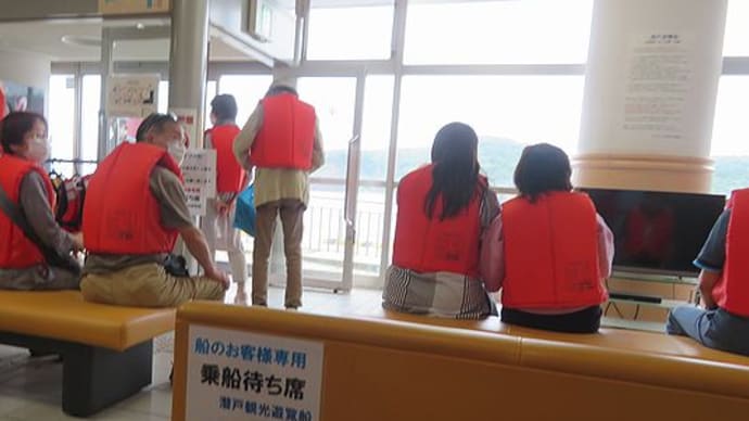 松江・加賀の潜戸(くけど)☆遊覧船でめぐる神秘の洞窟