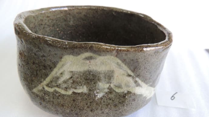 赤膚焼　奥田木白(1800－71)作『富士茶碗』？