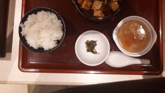 昼は中国大明火鍋城 夜はイタリアン食堂 NUKUNUKU