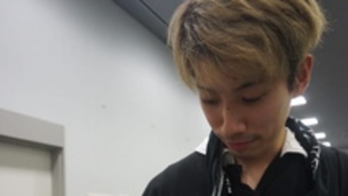 知らなかった!独楽(コマ)まわしって、カッコいい!リズムに乗って繰り出される技の数々。