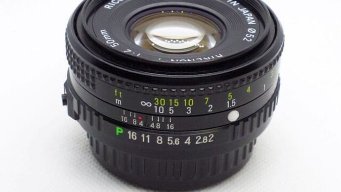 ちょっと優等生のふりをしているパンケーキレンズ RIKENON P 50mm F2