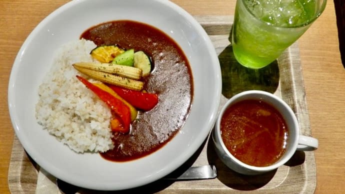 夏カレー(割と激辛)