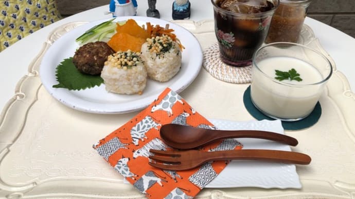 梨を使ったお料理の簡単ランチタイム et 碾茶ふりかけ「ぱっぱ」(祇園辻利) 〜♪