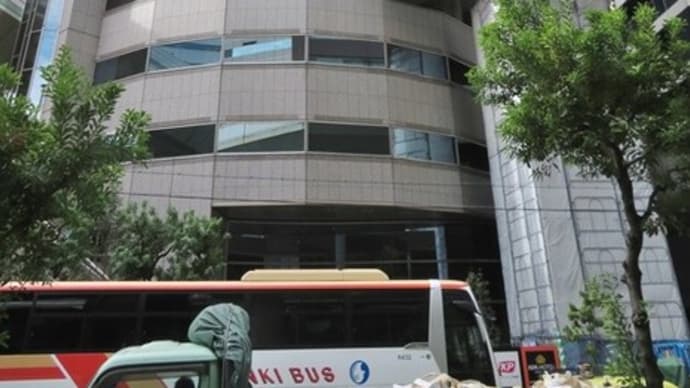大阪珍スポット　ビルを貫く高速道路！・・・ＴＫＰゲートタワービル