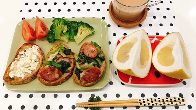 オープンサンドで休日の、のんびりブランチ ♪