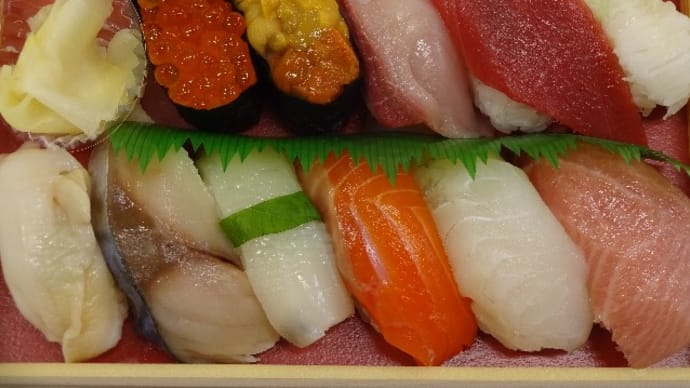 ♡クリスマス♡12/27までの「刺身盛合せ」「握り寿司」などのご予約はお電話でお願いします♡刺身と手作り干物の専門店「発寒かねしげ鮮魚店」。