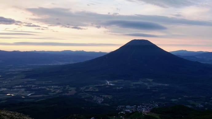 ニセコアンヌプリ・朝陽②2024年6月20日