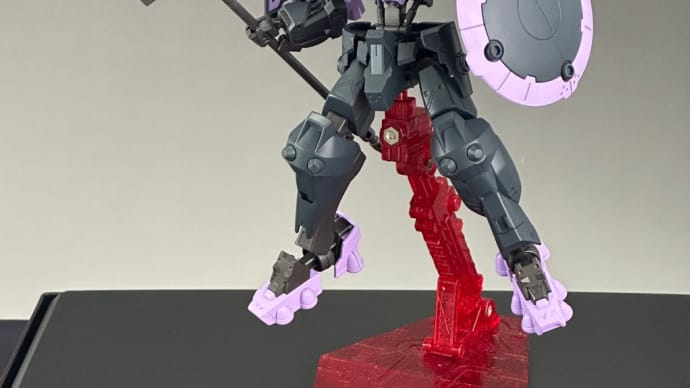 模型完成品 HGIBO 1/144 ガンダムウヴァル