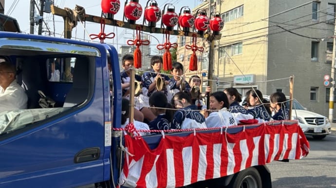 稲荷祭氏子区内巡行