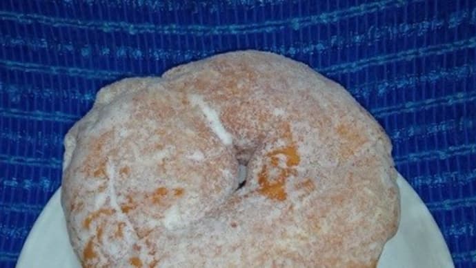 ドーナツパンで朝食、二度寝三度寝四度寝ぇ~XP