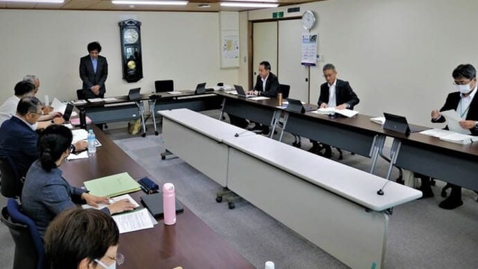 議会総務建経常任委員会&グリーンパークブリッジ周辺からの風景