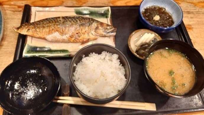 サバとソバ食ってビンテージアイス食って晩は練物で三連休逝く