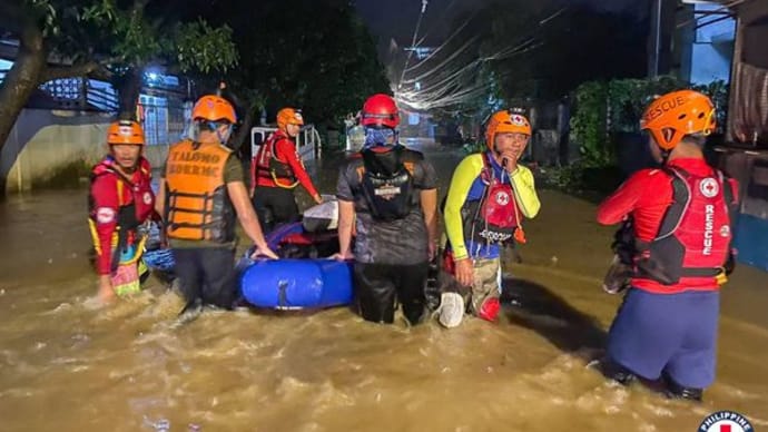 フィリピン赤十字社のWater Search and Rescueチーム