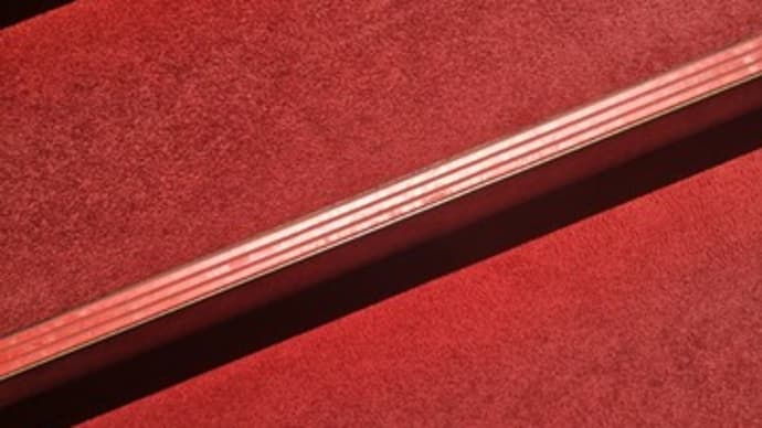 「霜柱と蝋梅の森」初日いらいのフェスティバルホール
