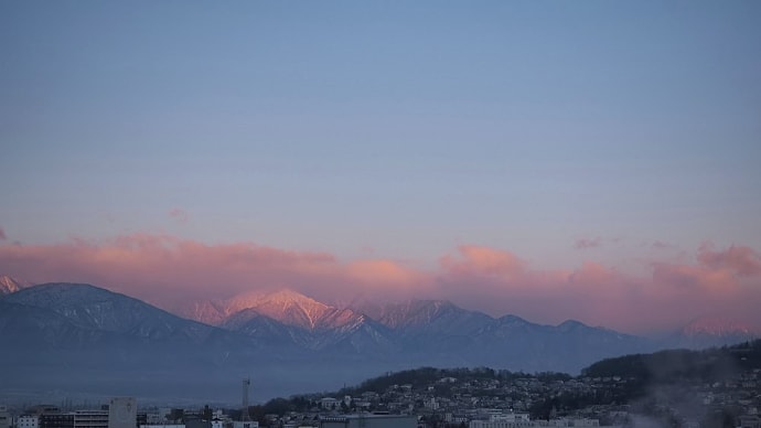 ★雪雲が少しだけ染まる　2020