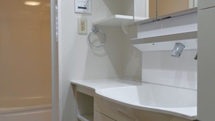 TOTO洗面化粧台オクターブスリム