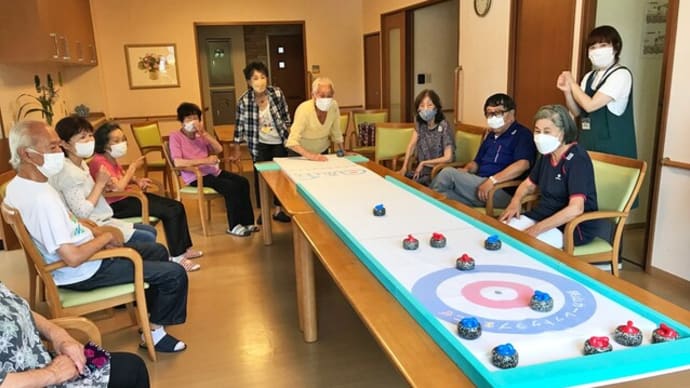 入間市の高齢者マンションでカーレット体験会