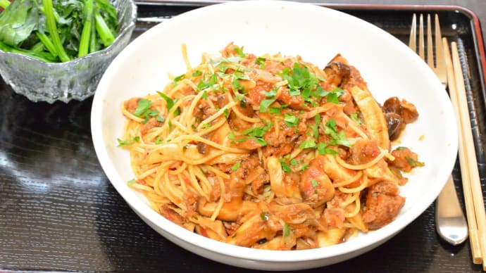 おっさんパスタ 8/4 キノコたっぷりボロネーゼ赤ワイン風味