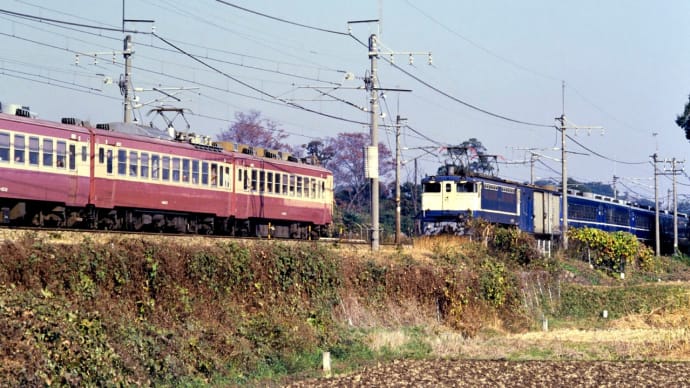 急行八甲田と455系のすれ違い