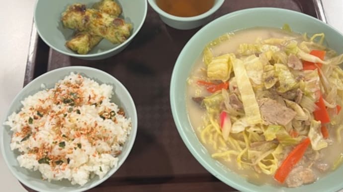 2025年の1杯目は社員食堂でチャンポン麺