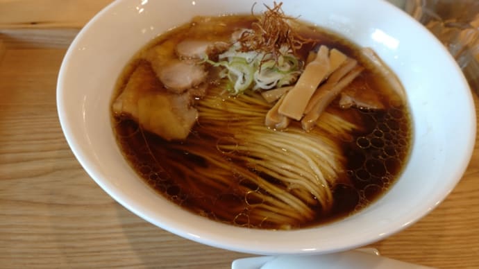ラーメンと油そばの店　かちか