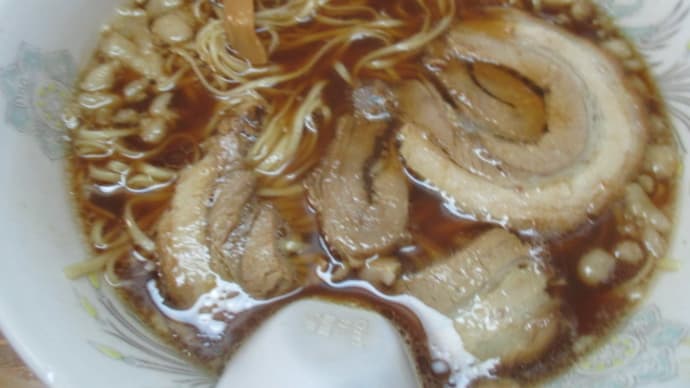 Ｉ　ＬＯＶＥ尾道ラーメン　広島駅「三公」で魅惑の小魚スープ、豚の背油、平麺を堪能！至福のひと時です