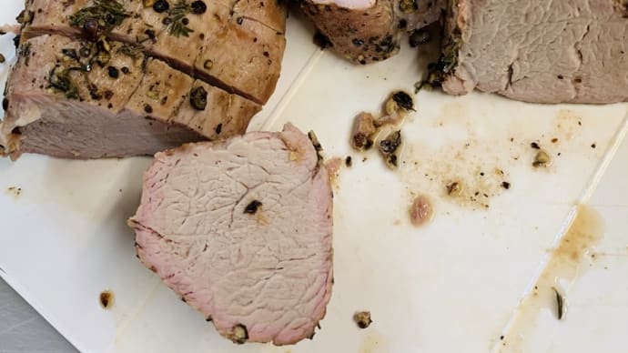 豚ヒレ肉のロースト、醤油カラメルソース