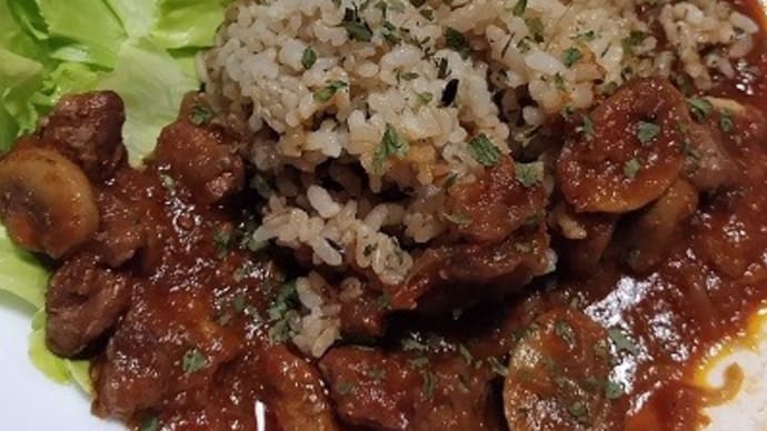【06/13晩御飯】桜島鶏とマッシュルームの赤ワイントマト煮、まずは1食目なんだね:D