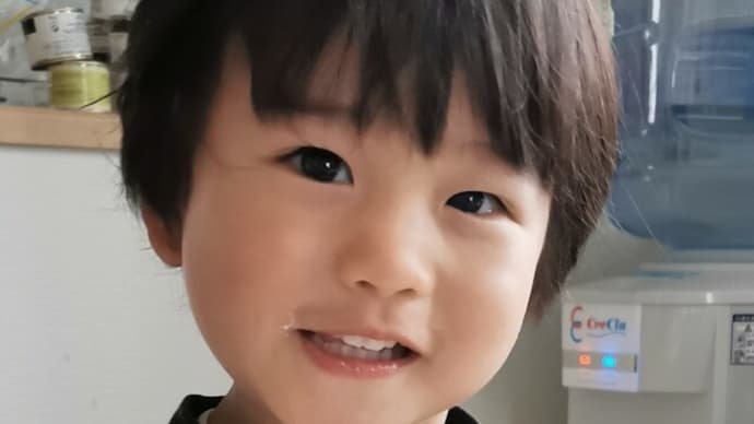 『奥さんが朝からオフィスでみらんくんの朝ご飯を···』