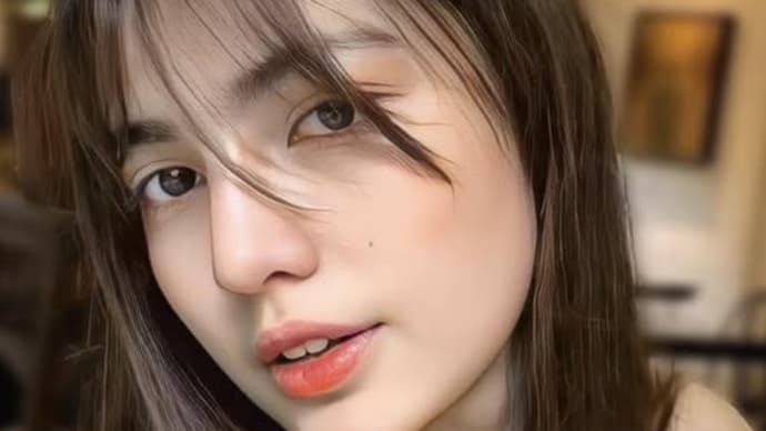 美しくチャーミングなジェーン・デ・レオン