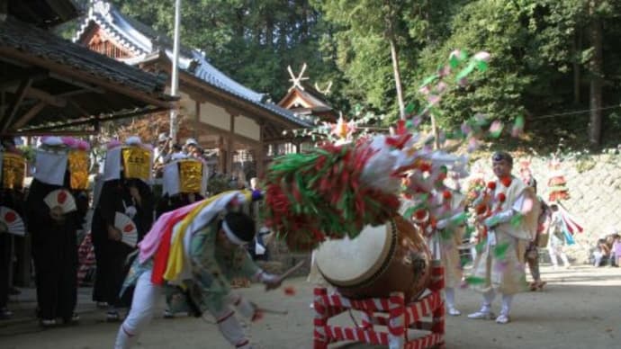 💐 南山城村、田山花踊り 🏮