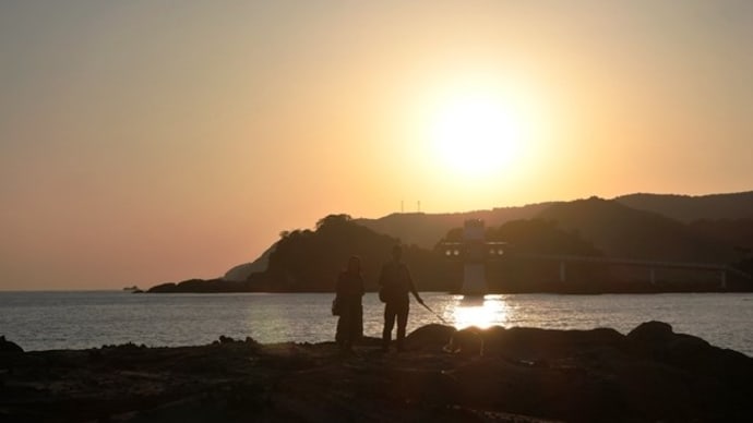 「海底館」の夕景