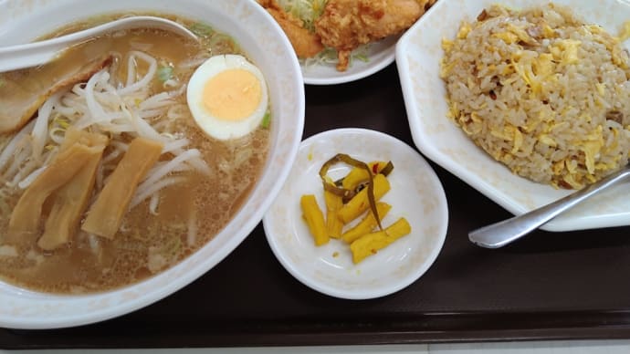 休日の昼食(餃子の王将)