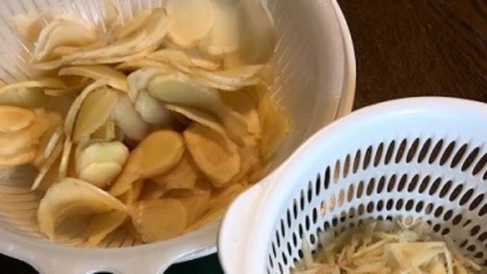新生姜の甘酢漬け作りました。