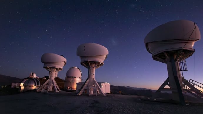 BlackGEM望遠鏡がESOのラ・シーラ天文台で重力波源の探索を開始