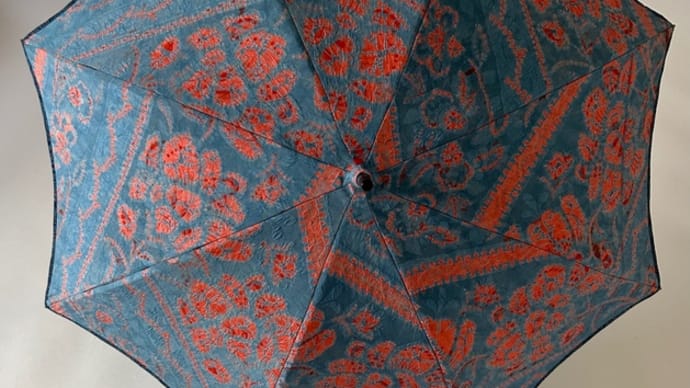 「絞りの帯で作る日傘」