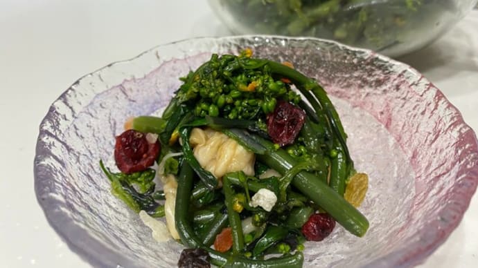 菜の花のワサビ醤油、チーズ添え