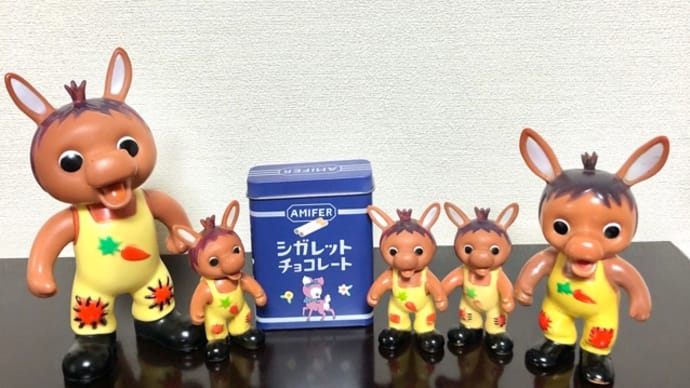 ロバくんとシガレットケースの缶