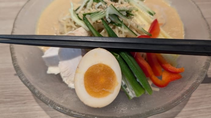 胡麻豆乳冷麺 (。´∀`)ノ